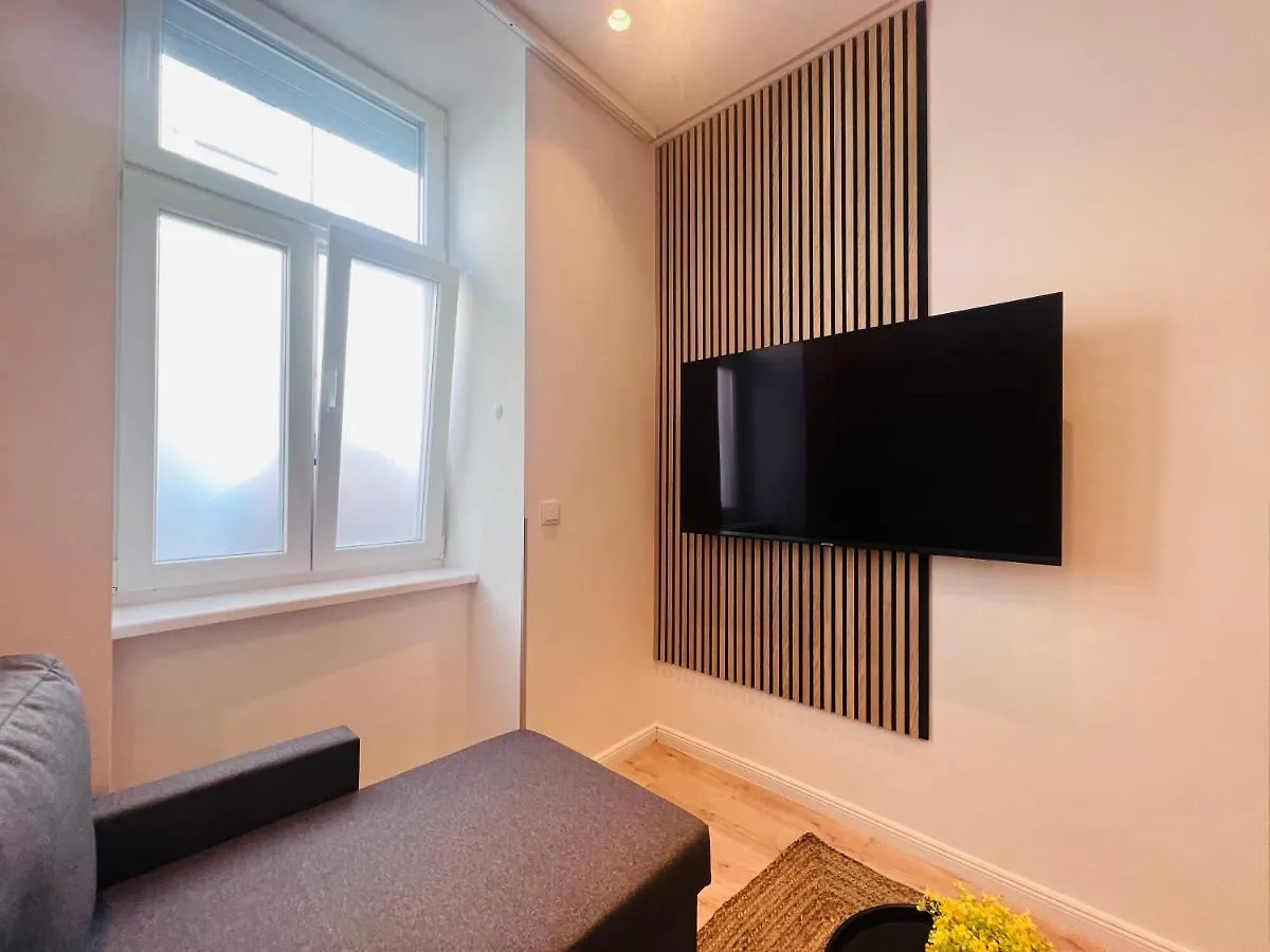 Zeus Design Apartment Schlosspark Schoenbrunn Wien 0*,  Österreich