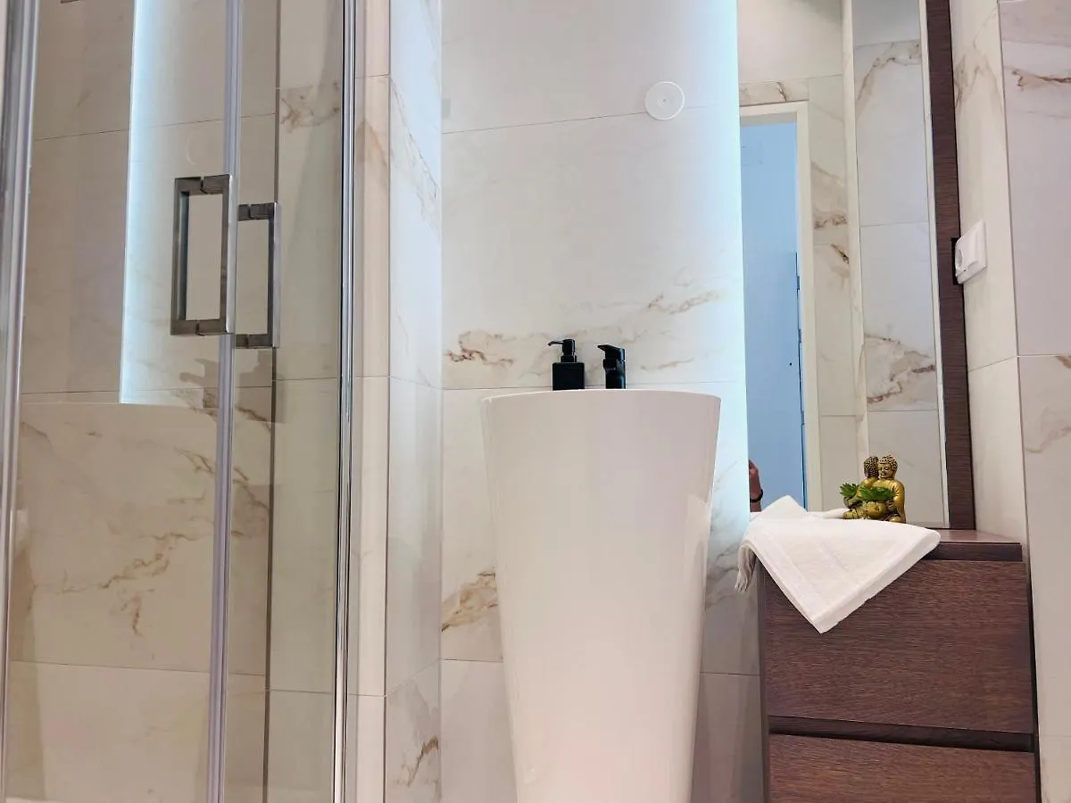 Zeus Design Apartment Schlosspark Schoenbrunn Wien